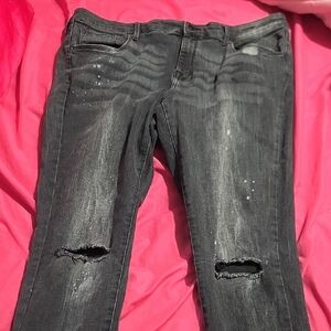 Edgy Black Distressed Women's Skinny Jeans